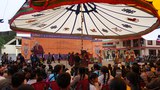 བཞུགས་སྒར་རྡ་རམ་ས་ལར་བོད་ཀྱི་ཞོ་སྟོན་རྒྱས་པ་ཐེངས་ ༢༨ པ་དབུ་འཛུགས།