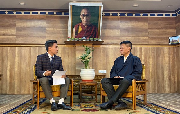 ཨ་རིའི་གྲོས་ཚོགས་འོག་མའི་ཚོགས་གཙོ་མཆོག་གིས་སྲིད་སྐྱོང་མཆོག་ཨ་རིར་གཞུང་འབྲེལ་མགྲོན་འབོད་གནང་ཡོད་འདུག