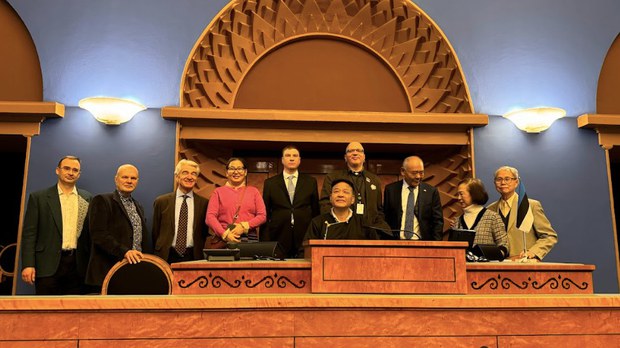 སྲིད་སྐྱོང་མཆོག་གི་ཨིསི་ཊོནི་ཡཱའི་འཚམས་གཟིགས་ཐད་རྒྱ་ནག་གཞུང་གིས་སྐྱོན་བརྗོད་བྱས་འདུག སྲིད་སྐྱོང་མཆོག་གི་ཨིསི་ཊོནི་ཡཱའི་འཚམས་གཟིགས་ཐད་རྒྱ་ནག་གཞུང་གིས་སྐྱོན་བརྗོད་བྱས་འདུག