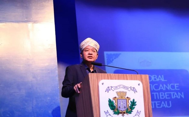 སྲིད་སྐྱོང་མཆོག་གིས་མཡེ་སོར་གཙུག་ལག་སློབ་གཉེར་ཁང་དུ་བོད་དོན་གཏམ་བཤད་གནང་འདུག