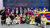 སྲིད་སྐྱོང་མཆོག་གིས་ཁེ་ཎ་ཌའི་རྒྱལ་ས་ཨོ་ཊ་ཝ་རུ་གཞུང་དོན་འཚམས་གཟིགས་གནང་བཞིན་འདུག