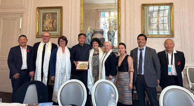 སྲིད་སྐྱོང་སྤེན་པ་ཚེ་རིང་མཆོག་གིས་ཕ་རན་སི་དང་རྒྱལ་སྤྱིའི་ངོས་ནས་བོད་འདི་རྒྱ་ནག་ལ་གདོང་ལེན་བྱེད་པའི་འཐབ་གྲོགས་སུ་ངོས་འཛིན་དགོས་པ་གསུངས་འདུག སྲིད་སྐྱོང་སྤེན་པ་ཚེ་རིང་མཆོག་གིས་ཕ་རན་སི་དང་རྒྱལ་སྤྱིའི་ངོས་ནས་བོད་འདི་རྒྱ་ནག་ལ་གདོང་ལེན་བྱེད་པའི་འཐབ་གྲོགས་སུ་ངོས་འཛིན་དགོས་པ་གསུངས་འདུག