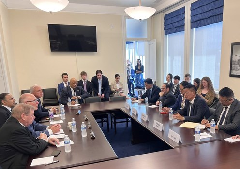 བོད་མིའི་སྒྲིག་འཛུགས་ཀྱི་སྲིད་སྐྱོང་མཆོག་གིས་ཨ་རིར་གཞུང་འབྲེལ་ཕྱོགས་ཕེབས་དང་འབྲེལ་ཨ་རིའི་བོད་དོན་དམིགས་བསལ་འབྲེལ་མཐུད་པ་བསྐོ་གཞག་དགོས་པའི་འབོད་སྐུལ་ཞུས་འདུག