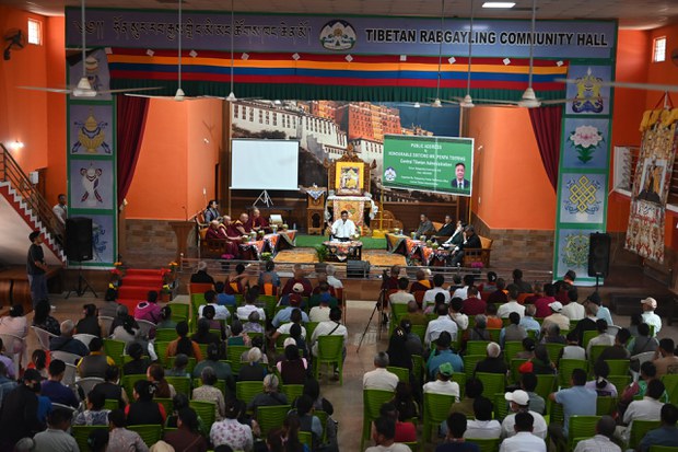 བོད་མི་རྣམས་ནས་ཆིག་སྒྲིལ་གྱི་ནུས་པ་གོང་མཐོར་དགོས་པ། སྲིད་སྐྱོང་སྤེན་པ་ཚེ་རིང་ལགས་ཀྱིས་ཧོན་སུར་གཞིས་ཆགས་སུ་གསུངས་འདུག