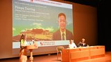 སྲིད་སྐྱོང་མཆོག་གིས་རྒྱ་གར་གྱི་སིམ་བྷོ་སིསེ་རྒྱལ་སྤྱིའི་གཙུག་ལག་སློབ་ཆེན་དུ་བོད་དོན་གཏམ་བཤད་གནང་འདུག