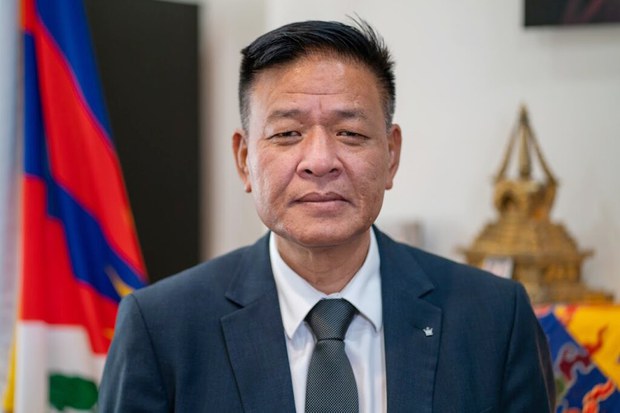 སྲིད་སྐྱོང་སྤེན་པ་ཚེ་རིང་ལགས་ཨ་རིའི་ནང་གཞུང་དོན་ཆེད་ཕྱོགས་བསྐྱོད་ཕེབས་ཐོན་གནང་ཡོད་འདུག