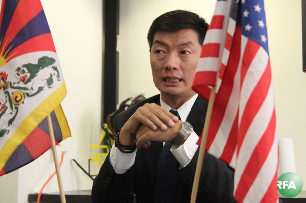 སྲིད་སྐྱོང་བློ་བཟང་སེང་གེ་མཆོག་ཨ་མི་རི་ཀའི་རྒྱལ་སར་ཕེབས་སྐབས། ༢༠༡༣།༡༡།༡༦