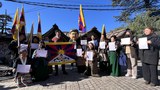 བཞུགས་སྒར་དུ་རྒྱ་ནག་ནང་དམངས་གཙོ་དང་རང་དབང་ཆེད་ལས་འགུལ་སྤེལ་བཞིན་པར། རྒྱ་ནག་མི་དམངས་ལ་གདུང་སེམས་མཉམ་བསྐྱེད་ཀྱི་ལས་འགུལ་གནང་ཡོད་པ།