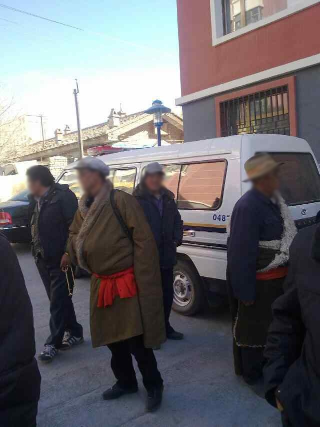 ཆབ་ཆའི་སློབ་མ་ཁག་གཅིག་ལ་ཁྲིམས་བཤེར།