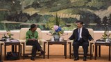 ཨ་རིའི་རྒྱལ་སྲུང་སློབ་སྟོན་པ་ལྕམ་Susan Riceདང་རྒྱ་ནག་གི་སྲིད་འཛིན་ཞེ་ཅིན་ཕེན་རྣམ་གཉིས་མཇལ་འཕྲད་སྐབས། ༢༠༡༥།༨།༢༨