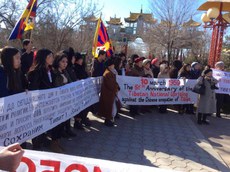 ཨུ་རུ་སུའི་མངའ་ཁོངས་ཁལ་མུག་གི་རྒྱལ་ས་ཨེ་ལེ་སུ་ད་Elistaལ་བོད་མིའི་རང་དབང་སྒེར་ལངས། ༢༠༡༥།༣།༡༠