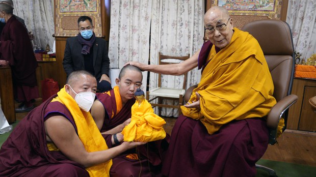 སྟག་མཚེར་རིན་པོ་ཆེའི་མཆོག་སྤྲུལ་གྱིས་མ་འོངས་པར་མདོ་སྨད་ཀྱི་ས་ཁུལ་དུ། ཕན་ཐོགས་རྒྱ་ཆེན་པོ་སྒྲུབ་ཐུབ་པ་ཡོང་གི་རེད། ༧གོང་ས་མཆོག་གིས། སྟག་མཚེར་རིན་པོ་ཆེའི་མཆོག་སྤྲུལ་གྱིས་མ་འོངས་པར་མདོ་སྨད་ཀྱི་ས་ཁུལ་དུ། ཕན་ཐོགས་རྒྱ་ཆེན་པོ་སྒྲུབ་ཐུབ་པ་ཡོང་གི་རེད། ༧གོང་ས་མཆོག་གིས།