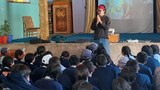 བསྟན་འཛིན་བརྩོན་འགྲུས་ལགས་ཀྱིས་ཐབས་ལམ་འདྲ་མིན་བརྒྱུད་རྒྱ་གར་ནང་བོད་དོན་དྲིལ་བསྒྲགས་གནང་བཞིན་འདུག