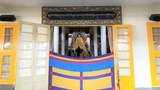 ལོ་གཉིས་མ་ཟིན་ཙམ་རིང་སྒོ་རྒྱབ་པའི་བཞུགས་སྒར་གྱི་གཙུག་ལག་ཁང་སྒོ་ཕྱེ་རྒྱུ་རེད་འདུག