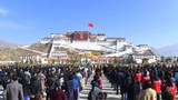 རྒྱ་ནག་གཞུང་གིས་བོད་ནང་ཆབ་སྲིད་ཀྱི་རྣམ་པ་ལྡན་པའི་ལས་འགུལ་སྤེལ་འདུག