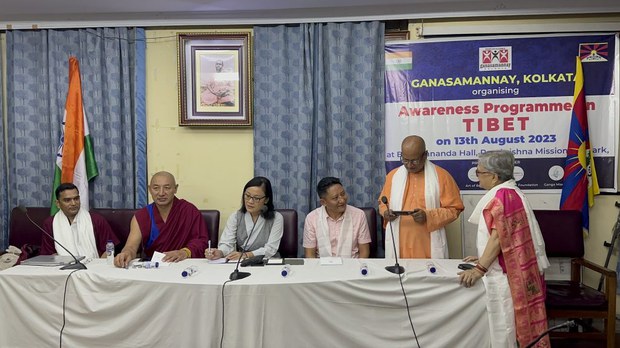 བོད་མི་མང་སྤྱི་འཐུས་ལྷན་ཚོཊ་ཀྱི་སྐུ་ཚབ་ཀྱིས་རྒྱ་གར་ནང་བོད་དོན་ཞུ་སྐུལ་གྱི་ལས་འགུལ་གནང་བཞིན་འདུག