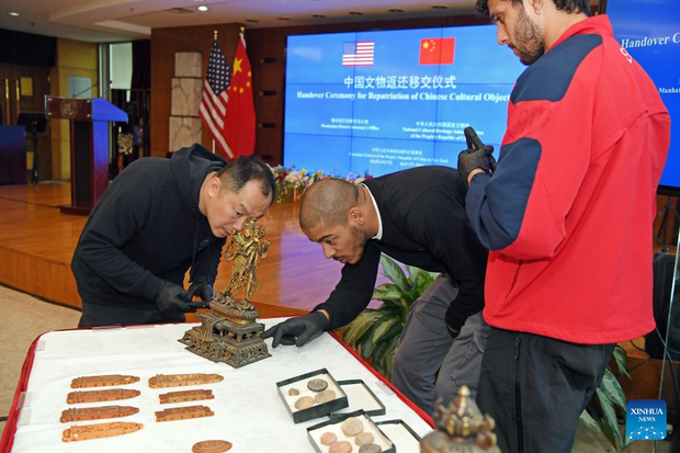 ཨ་རིས་བོད་བརྒྱུད་ནང་བསྟན་གྱི་རིག་དངོས་རྒྱ་ནག་ལ་ཕྱིར་སྤྲོད་བྱས་པ་དེ་རྒྱལ་སྤྱིའི་འགྲེམས་སྟོན་ལྷན་ཚོགས་ཀྱི་དམིགས་ཡུལ་དང་འགལ་གྱི་ཡོད་པ་རིག་དངོས་ཆེད་མཁས་པས་གསུང་གི་འདུག