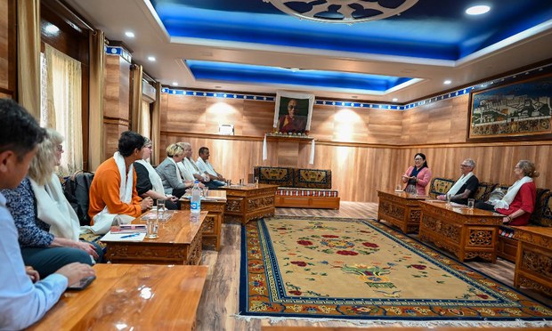 ཨོསི་ཊརེ་ལི་ཡའི་བོད་དོན་ལྷན་ཚོགས་ཀྱིས་སྣེ་ཁྲིད་དེ་བོད་མིའི་འཐབ་རྩོད་དང་གནས་སྟངས་སོགས་ལ་རྒྱུས་ལོན་བྱེད་བཞིན་འདུག ཨོསི་ཊརེ་ལི་ཡའི་བོད་དོན་ལྷན་ཚོགས་ཀྱིས་སྣེ་ཁྲིད་དེ་བོད་མིའི་འཐབ་རྩོད་དང་གནས་སྟངས་སོགས་ལ་རྒྱུས་ལོན་བྱེད་བཞིན་འདུག