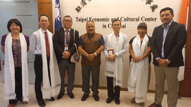 བོད་མི་མང་སྤྱི་འཐུས་རྣམ་པ་ཁག་བགོས་ཀྱིས་རྒྱ་གར་ནང་བོད་དོན་ཞུ་སྐུལ་གནང་འདུག བོད་མི་མང་སྤྱི་འཐུས་རྣམ་པ་ཁག་བགོས་ཀྱིས་རྒྱ་གར་ནང་བོད་དོན་ཞུ་སྐུལ་གནང་འདུག