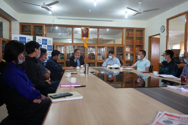 བོད་ཀྱི་སྲིད་བྱུས་ཉམས་ཞིབ་ཁང་གི་འགན་འཛིན་འཕོ་འགྱུར།