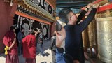 རྒྱ་ནག་གཞུང་གིས་བོད་མི་ཚོར་ཆོས་ལུགས་ཀྱི་མཚོན་རྟགས་རིགས་སྡོད་ཁང་དང་རི་མགོ་སོགས་སུ་བཀལ་མི་ཆོག་པའི་དམ་དྲག་བྱེད་བཞིན་ཡོད་འདུག