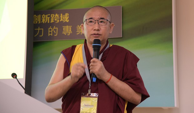 ཐེ་ཝན་གྱི་སྤྱི་ཚོགས་དང་ལྷག་པར་ཤེས་ཡོན་པའི་ཁྲོད་ནང་ཆོས་ལ་དོ་སྣང་བྱེད་མཁན་མང་པོ་ཡོད་འདུག