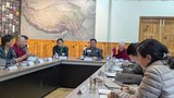 རོགས་དངུལ་མཚམས་ཆད་པར་བརྟེན་བོད་མིའི་ཤེས་ཡོན་དང་འབྲེལ་བའི་ལས་གཞིར་དོ་འཕོག་འགྲོ་སྲིད་ནའང་། བོད་མིའི་སྒྲིག་འཛུགས་ཀྱིས་དེ་དོན་དཀའ་སེལ་སླད་འབད་རྩོལ་གནང་བཞིན་ཡོད་པ་སྲིད་སྐྱོང་མཆོག་གིས་གསུངས།