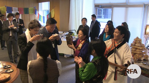 ཨ་རིའི་ཕྱི་སྲིད་ལྷན་ཁང་ནང་བོད་ཀྱི་ལོ་གསར་སྲུང་བརྩི་གནང་སྐབས། ༢༠༡༧།༣།༢