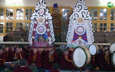 བཞུགས་སྒར་རྡ་རམ་སཱ་ལར་གཞུང་འབྲེལ་བོད་ཀྱི་ལོ་གསར་མཛད་སྒོ་ཚོགས་བཞིན་པ། ༢༠༡༦།༢།༩