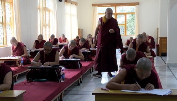 དགེ་བཤེས་མའི་རྒྱུགས་སྤྲོད་ཆེན་མོའི་ལོ་རྒྱུས་སྟེང་ད་ལོ་མཉམ་ཞུགས་བྱེད་མཁན་མང་ཤོས་བྱུང་འདུག དགེ་བཤེས་མའི་རྒྱུགས་སྤྲོད་ཆེན་མོའི་ལོ་རྒྱུས་སྟེང་ད་ལོ་མཉམ་ཞུགས་བྱེད་མཁན་མང་ཤོས་བྱུང་འདུག