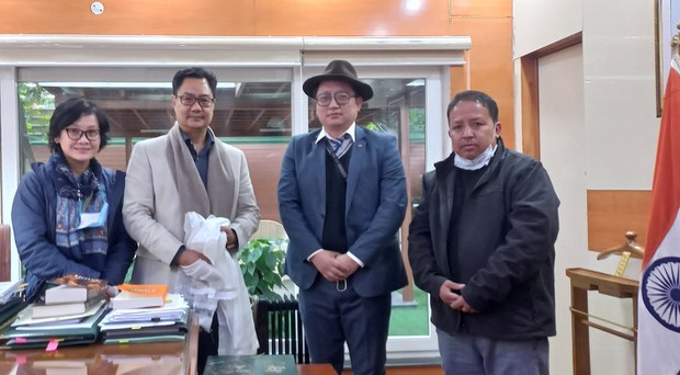 རྒྱ་གར་གྱི་དཔོན་རིགས་ཁག་དང་མཇལ་འཕྲད་ཀྱིས་བོད་དོན་རྒྱབ་སྐྱོར་སྔར་ལྷག་ཡོང་བའི་འབོད་སྐུལ་ཞུས་འདུག