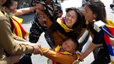 བོད་ཀྱི་གཞོན་ནུ་ལྷན་ཚོགས་ཀྱིས་ལྡི་ལིའི་རྒྱ་ནག་གཞུང་ཚབ་མདུན་མཆོང་རྒྱུགས་སྐད་འབོད། ༢༠༡༩།༣།༡༢
