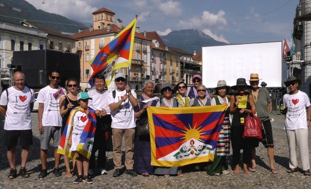 སུད་སི་གཞུང་གིས་རྒྱ་ནག་དང་ཕྱི་འབྲེལ་གནང་སྐབས་འགྲོ་བ་མིའི་ཐོབ་ཐང་ལ་འགན་སྲུང་གནང་དགོས་བའི་རེ་སྐུལ་ལས་འགུལ་སྤེལ་འདུག སུད་སི་གཞུང་གིས་རྒྱ་ནག་དང་ཕྱི་འབྲེལ་གནང་སྐབས་འགྲོ་བ་མིའི་ཐོབ་ཐང་ལ་འགན་སྲུང་གནང་དགོས་བའི་རེ་སྐུལ་ལས་འགུལ་སྤེལ་འདུག