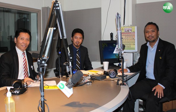 འདི་ག་རླུང་འཕྲིན་ཁང་གིས་དབུས་བོད་ཀྱི་གཞོན་ནུ་ལྷན་ཚོགས་ཀྱི་ཚོགས་གཙོ་དང་དྲུང་ཆེ་རྣམ་གཉིས་ལ་བཅར་འདྲི་སྐབས། ༢༠༡༦།༡༢།༡༦ འདི་ག་རླུང་འཕྲིན་ཁང་གིས་དབུས་བོད་ཀྱི་གཞོན་ནུ་ལྷན་ཚོགས་ཀྱི་ཚོགས་གཙོ་དང་དྲུང་ཆེ་རྣམ་གཉིས་ལ་བཅར་འདྲི་སྐབས། ༢༠༡༦།༡༢།༡༦