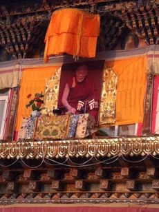 བོད་ནང་བོད་མི་ཚོས་འཁྲུངས་སྐར་སྲུང་བརྩི་བྱེད་བཞིན་པ། ༢༠༡༤།༧།༦