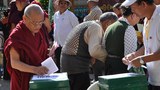 ༢༠༡༦ལོའི་སྲིད་སྐྱོང་དང་སྤྱི་འཐུས་ཀྱི་སྔོན་འགྲོའི་འོས་བསྡུ་གནང་རྒྱུ།