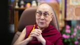 བོད་གནས་མཁས་དབང་ ༣༥ ཙམ་གྱིས་༧གོང་ས་༧སྐྱབས་མགོན་ཆེན་པོའི་བརྙན་རིས་དང་འབྲེལ་བའི་གནས་ཚུལ་བརྒྱུད་སྤེལ་བྱས་པའི་ཐོག་བློ་ཕམ་ཡོད་པའི་སྤྱི་བསྒྲགས་སྤེལ་པ།