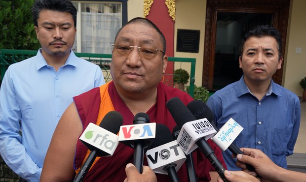 བོད་མི་མང་སྤྱི་འཐུས་ལྷན་ཚོགས་ཀྱི་གྲོས་ཚོགས་གནས་སྐབས་རིང་མཚམས་འཇོག་གནང་བ་དེ་སང་ཉིན་མུ་མཐུད་ནས་འཚོག་རྒྱུའི་ཐག་གཅོད་གནང་ཡོད་པ། བོད་མི་མང་སྤྱི་འཐུས་ལྷན་ཚོགས་ཀྱི་གྲོས་ཚོགས་གནས་སྐབས་རིང་མཚམས་འཇོག་གནང་བ་དེ་སང་ཉིན་མུ་མཐུད་ནས་འཚོག་རྒྱུའི་ཐག་གཅོད་གནང་ཡོད་པ།