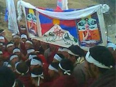 གཙང་དགོན་པའི་དགེ་འདུན་པའི་བོད་དོན་ལས་འགུལ་སྐབས། ༢༠༠༨།༣།༡༧