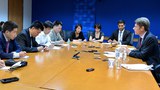ཨ་མི་རི་ཀའི་ཕྱི་སྲིད་དྲུང་ཆེ་ཕྱག་རོགས་Tom Malinowskiམཆོག་གསར་འགོད་ལྷན་ཚོགས་སར། ༢༠༡༥།༨།༡༣
