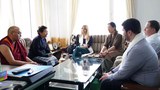 ཨ་རིའི་གྲོས་ཚོགས་གོང་མའི་ལས་བྱེད་ཁག་ཅིག་གིས་རྡ་རམ་སཱ་ལར་གཟིགས་སྐོར་གནང་འདུག