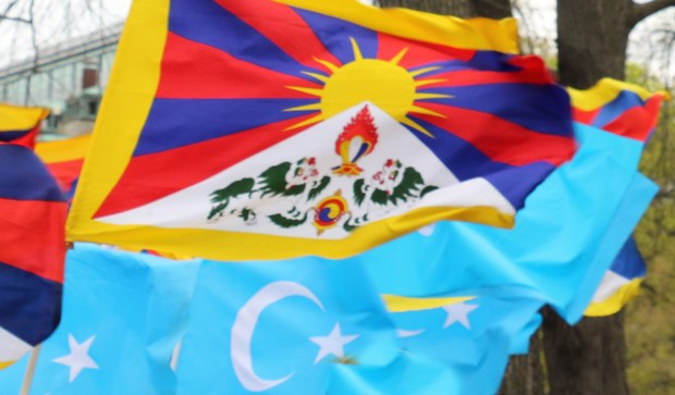 ཡུ་གུར་བའི་ཚོགས་པ་ཁག་གིས་བོད་མིའི་རང་དབང་སྒེར་ལངས་གསུམ་བཅུའི་དུས་དྲན་ཉིན་བོད་མིར་ཚོར་གདུང་སེམས་མཉམ་སྐྱེད་ཞུས་འདུག ཡུ་གུར་བའི་ཚོགས་པ་ཁག་གིས་བོད་མིའི་རང་དབང་སྒེར་ལངས་གསུམ་བཅུའི་དུས་དྲན་ཉིན་བོད་མིར་ཚོར་གདུང་སེམས་མཉམ་སྐྱེད་ཞུས་འདུག