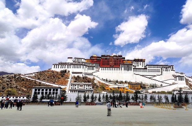 ཕོ་བྲང་པོ་ཏ་ལ། ༢༠༢༠།༥