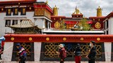 ལྷ་སའི་གཙུག་ལག་ཁང་གི་མདུན། ༢༠༢༠།༥