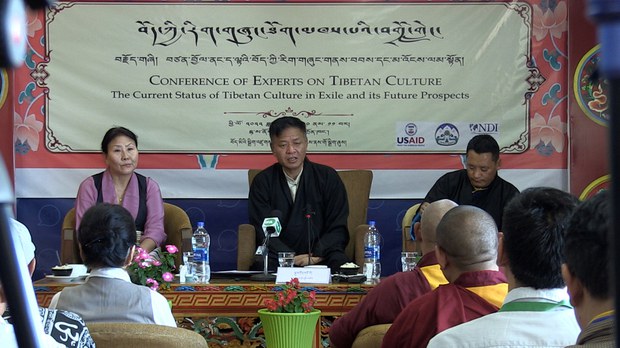 བོད་ནང་གནས་སྟངས་ཛ་དྲག་ཏུ་འགྲོ་བཞིན་པ་དང་། ཞི་ཅིན་ཕིན་གྱིས་དབང་ཆ་གཅིག་སྡུད་ཀྱི་སྲིད་ཇུས་སོགས་འཛིན་བཞིན་པ། སྲིད་སྐྱོང་སྤེན་པ་ཚེ་རིང་མཆོག་གིས་གསུངས་ཡོད་པ།