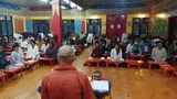 རྒྱ་གར་དུ་ནང་ཆོས་ཀྱི་བགྲོ་གླེང་ཟབ་སྦྱོང་དང་༧གོང་ས་མཆོག་གིས་ནང་ཆོས་ངོ་སྤྲོད་ཕེབས་པ་བཅས་ལ་བརྟེན་ནས། རྒྱ་གར་བའི་ཁྲོད་ནང་ཆོས་ལ་དོ་སྣང་དོན་གཉེར་མཁན་ཇེ་མང་དུ་འགྲོ་བཞིན་པ་རེད།