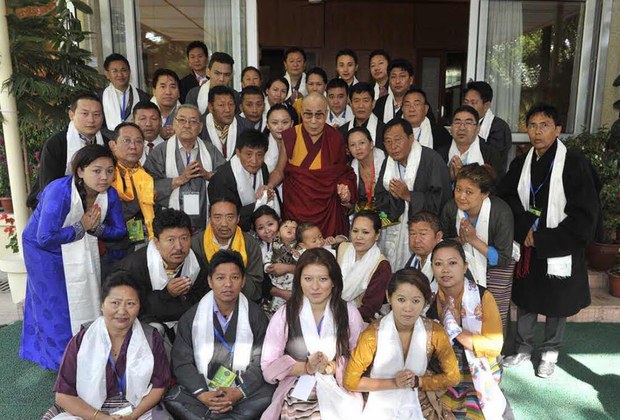 བོད་མིའི་ཚོང་ལས་བདེ་ཚོགས་ཀྱི་འགན་འཛིན་ལྷན་ཚོགས་ཐེངས་༡༠པ། བོད་མིའི་ཚོང་ལས་བདེ་ཚོགས་ཀྱི་འགན་འཛིན་ལྷན་ཚོགས་ཐེངས་༡༠པ།