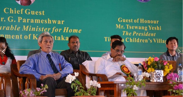 ཏཱ་ལའི་བླ་མ་མཐོ་རིམ་སློབ་གཉེར་ཁང་ལོ་བདུན་འཁོར་བའི་དུས་སྟོན།