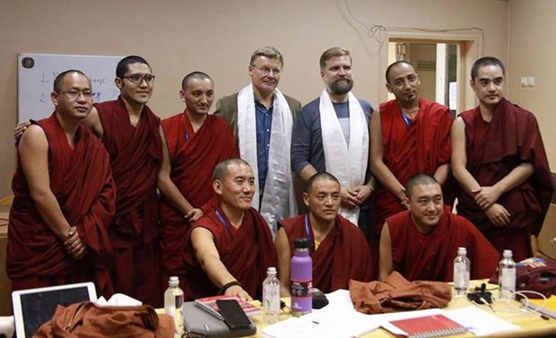 ར་ཤི་ཡའི་ནང་དབང་རྩ་དང་སེམས་ཀྱི་བྱེད་ལས་དང་འབྲེལ་བའི་སྐོར་ཉམས་ཞིབ་ལས་སྦྱོང་། ར་ཤི་ཡའི་ནང་དབང་རྩ་དང་སེམས་ཀྱི་བྱེད་ལས་དང་འབྲེལ་བའི་སྐོར་ཉམས་ཞིབ་ལས་སྦྱོང་།