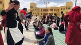 དགེ་རྒན་བཟང་པོ་ཞིག་གིས་སློབ་ཕྲུག་གི་བློ་སྒོ་ཡངས་པོར་ཕྱེ་ཐུབ་པ།